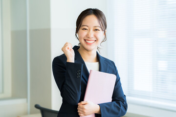 株式会社 八光電機製作所