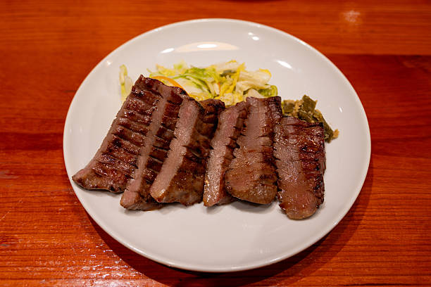 炙り牛たん万 新小松店